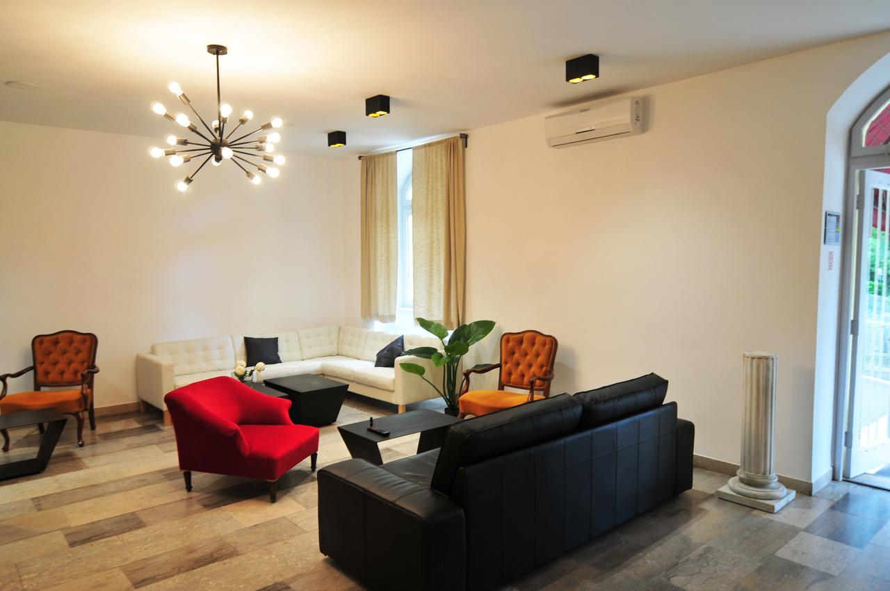 Hotel Villa Laurel Ловран Экстерьер фото