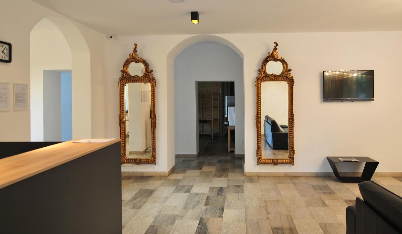 Hotel Villa Laurel Ловран Экстерьер фото